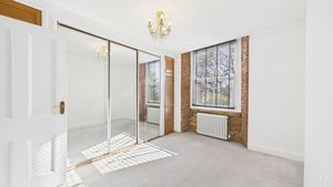 Photo 6- click for photo gallery